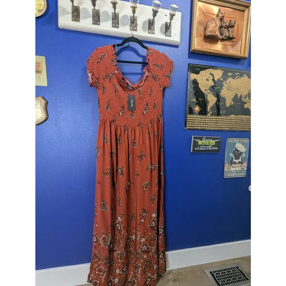 City Chic Maxi Bronze Border NEW! - Picture 1 of 5